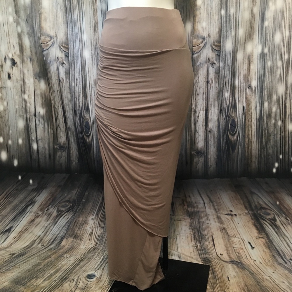 Sale 5 For $25 NWT COMME Havana Skirt